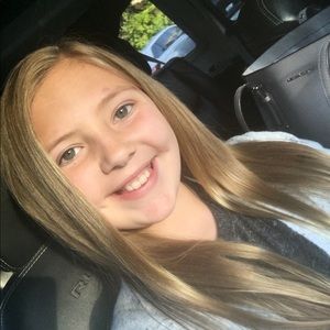 Meet your Posher, Abigail